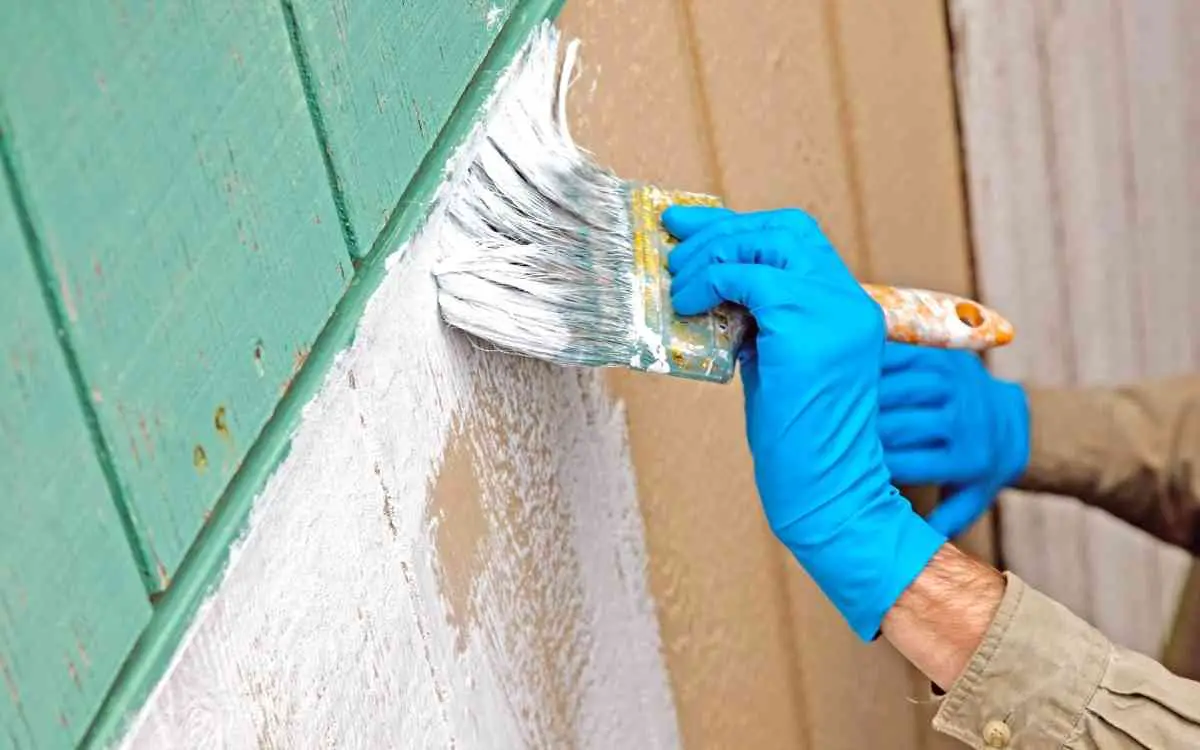 applying drywall primer