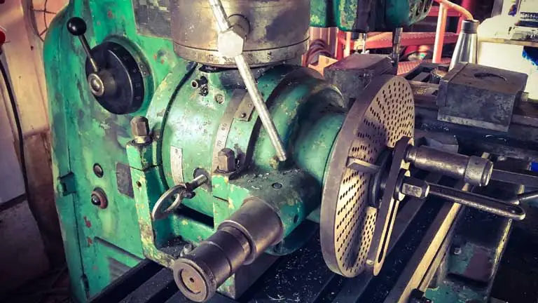 metal lathe and wood lathe